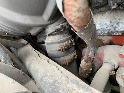 Air Transfer Tube for a Volvo VNL