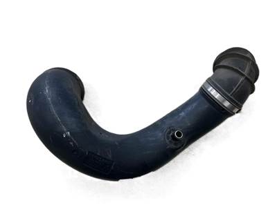 Volvo VED12 Air Transfer Tube for a Volvo VNL