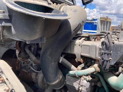 Volvo VED12 Air Transfer Tube for a Volvo VNL