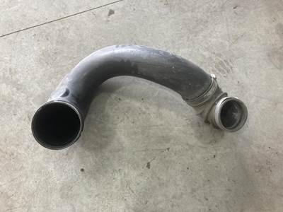 Volvo VED12 Air Transfer Tube for a Volvo VNL