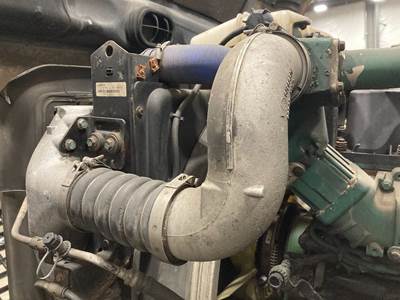 Volvo VNL Air Transfer Tube