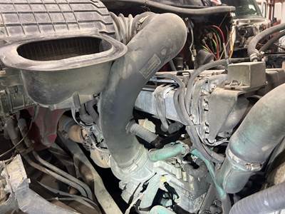 Volvo VNL Air Transfer Tube