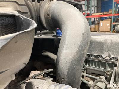 Volvo VNL Air Transfer Tube