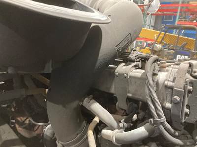 Volvo VNL Air Transfer Tube