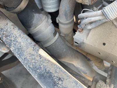 Volvo VNL Air Transfer Tube