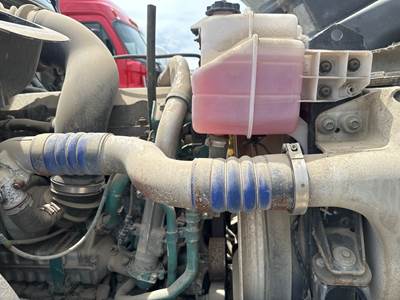 Volvo VNL Air Transfer Tube