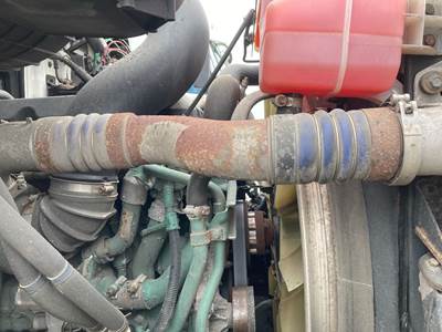 Volvo VNM Air Transfer Tube