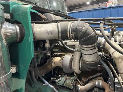 Western Star 4900FA Air Transfer Tube