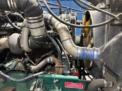 Western Star 4900FA Air Transfer Tube