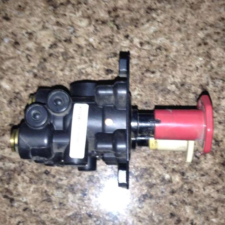 Kenworth T600 Air Valve
