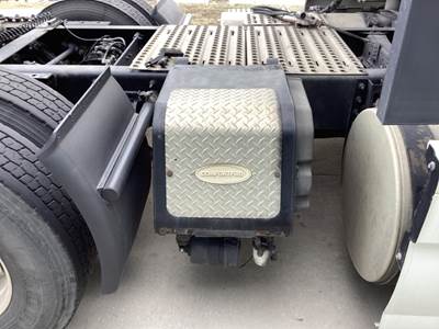 Carrier Auxiliary Power Unit (APU) for a Volvo VNL
