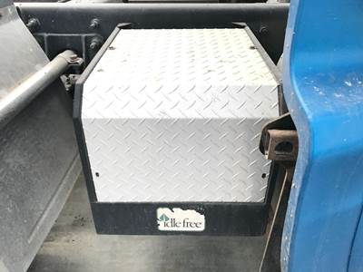 IDLE FREE ALL Auxiliary Power Unit (APU) for a International Prostar