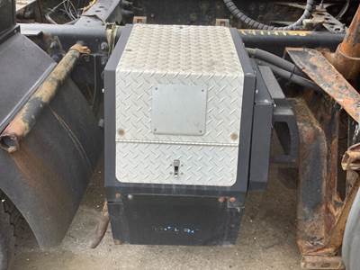 Thermo King TRIPAC Auxiliary Power Unit (APU) for a International Prostar