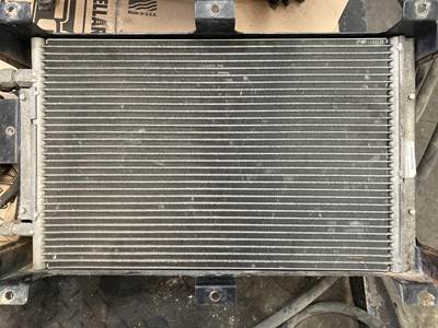Automotive Replacement Air Conditioning Condensers IEQFUE AC Condenser ...