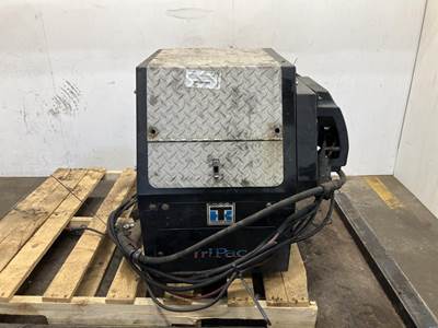 Thermo King TRIPAC Auxiliary Power Unit (APU) for a International 9200