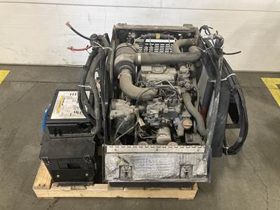 Thermo King TRIPAC Auxiliary Power Unit (APU) for a Freightliner Cascadia