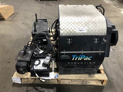 Thermo King TRIPAC Auxiliary Power Unit (APU) for a Freightliner Cascadia