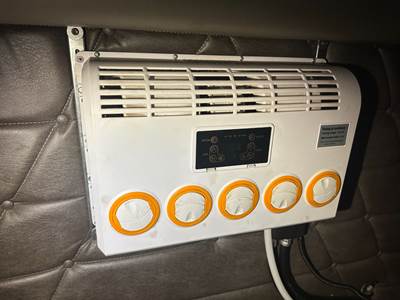 ALL Auxiliary Power Unit (APU) for a Freightliner Classic XL