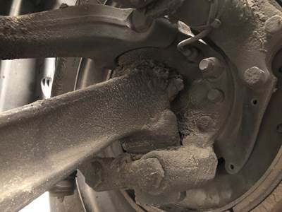 Axle Alliance AF-12.0-3 Front Axle Assembly for a Freightliner Cascadia