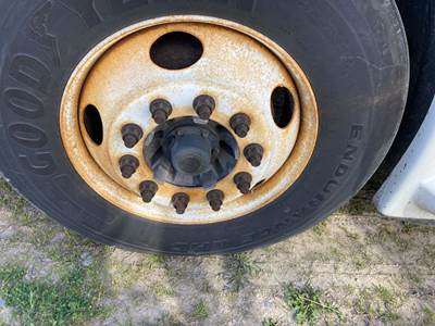 Axle Alliance AF-12.0-3 Front Axle Assembly for a Freightliner Cascadia