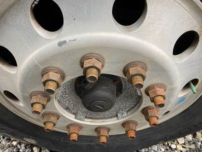 Axle Alliance AF-12.0-3 Front Axle Assembly for a Freightliner Cascadia