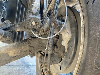 Axle Alliance AF-12.0-3 Front Axle Assembly for a Freightliner Cascadia