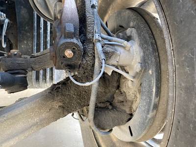 Axle Alliance AF-12.0-3 Front Axle Assembly for a Freightliner Cascadia