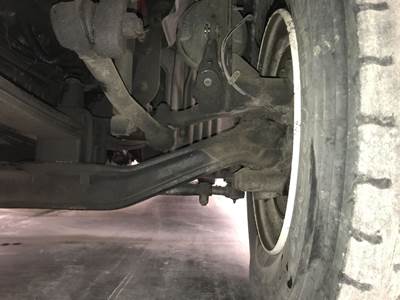 Axle Alliance AF-12.0-3 Front Axle Assembly for a Freightliner Cascadia