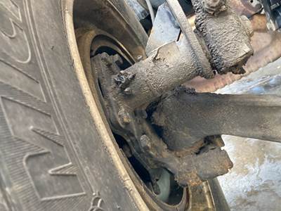 Axle Alliance AF-12.0-3 Front Axle Assembly for a Freightliner Cascadia