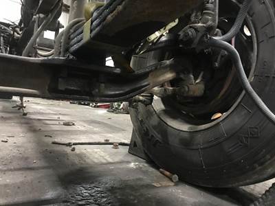 Axle Alliance AF-12.0-3 Front Axle Assembly for a Freightliner Classic XL