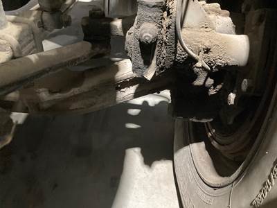 Axle Alliance AF-12.0-3 Front Axle Assembly for a Freightliner Cascadia