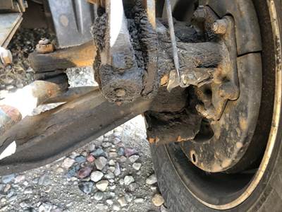 Axle Alliance AF-13.3-3 Front Axle Assembly for a Freightliner Cascadia