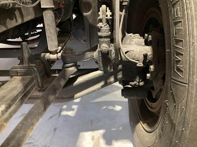 Axle Alliance AF-13.3-3 Front Axle Assembly for a Freightliner Cascadia