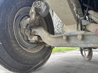 Axle Alliance AF-18.0-5 Front Axle Assembly for a Freightliner M2 112