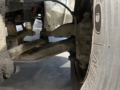 Axle Alliance AF-8.0-3 Front Axle Assembly for a Freightliner M2 106