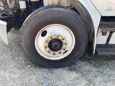 Axle Alliance AF10.0-3 Front Axle Assembly for a Freightliner M2 106