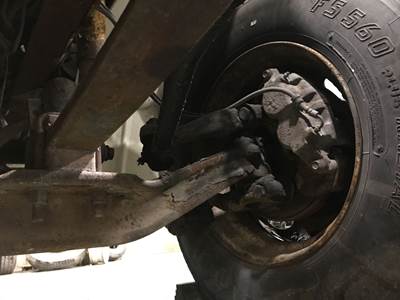 Axle Alliance AF10.0-3 Front Axle Assembly for a Freightliner M2 106