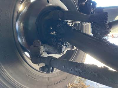 Axle Alliance AF10.0-3 Front Axle Assembly for a Freightliner M2 106