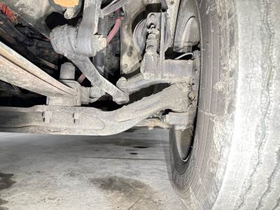 Axle Alliance AF10.0-3 Front Axle Assembly for a Freightliner M2 106