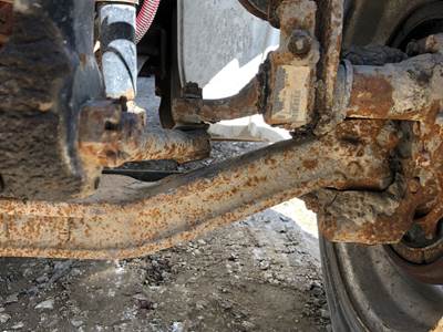 Axle Alliance AF10.0-3 Front Axle Assembly for a Freightliner M2 106