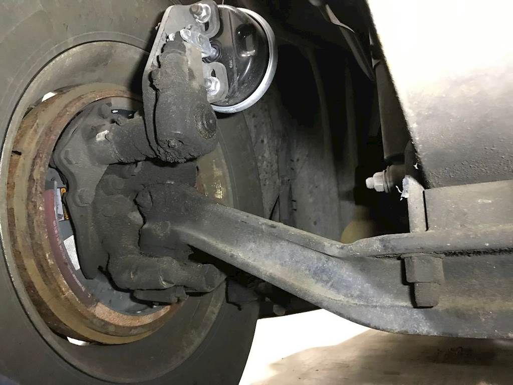 15 Axle Alliance F 12 5 3n Front Axle Assembly For A Freightliner Cascadia For Sale Sioux Falls Sd C Mylittlesalesman Com