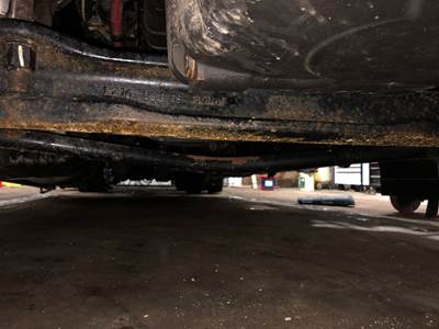 Detroit AF-12.0-3 Front Axle Assembly for a Freightliner Cascadia