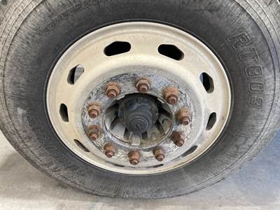 Detroit AF-12.0-3 Front Axle Assembly for a Freightliner Columbia 120