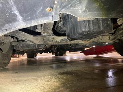 Detroit AF-12.0-3 Front Axle Assembly for a Freightliner Cascadia
