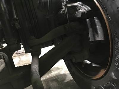 Detroit AF-12.0-3 Front Axle Assembly for a Freightliner Cascadia