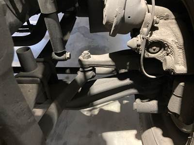 Detroit AF-12.0-3 Front Axle Assembly for a Freightliner Cascadia