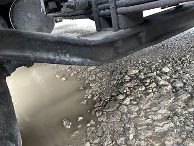 Detroit AF-12.0-3 Front Axle Assembly for a Freightliner Cascadia