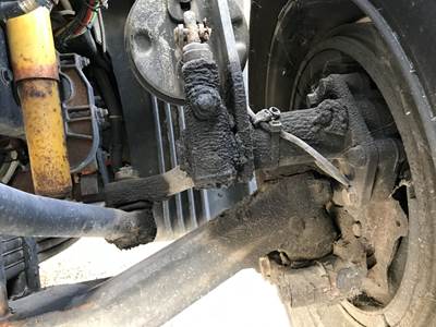 Detroit AF-12.0-3 Front Axle Assembly for a Freightliner Cascadia
