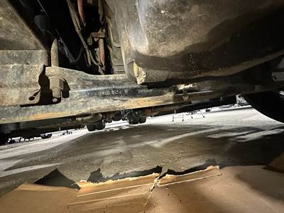 Detroit AF-12.0-3 Front Axle Assembly for a Freightliner Cascadia