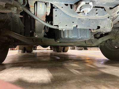 Detroit AF-13.3-3 Front Axle Assembly for a Freightliner Cascadia